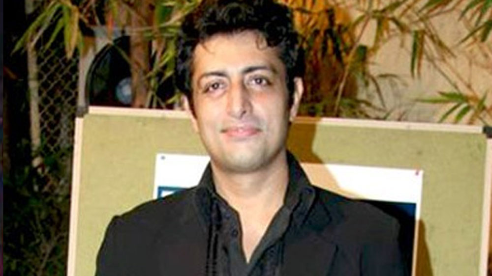 ১৯৯৭ সালে মডেল-অভিনেতা প্রিয়াংশু চট্টোপাধ্যায়ের সঙ্গে তিনি বিয়ে করেছিলেন। কিন্তু ‘রাজ’ ছবি মুক্তির ঠিক ১ বছর আগে তাঁদের বিচ্ছেদ হয়ে যায়।