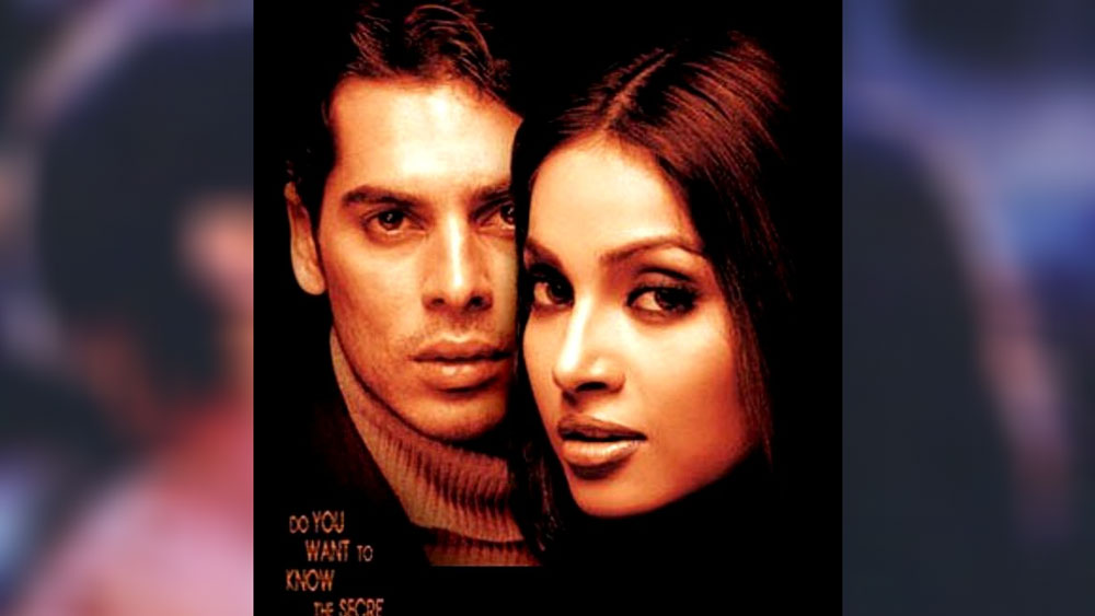 ছবিতে আদিত্য ধনরাজ রূপে ডিনো মরিয়া, সঞ্জনার চরিত্রে বিপাশা বসু কিংবা মালিনী শর্মা-এই একটি ছবিতে অভিনয় করে সকলেই দর্শকদের প্রশংসা কুড়িয়েছিলেন।