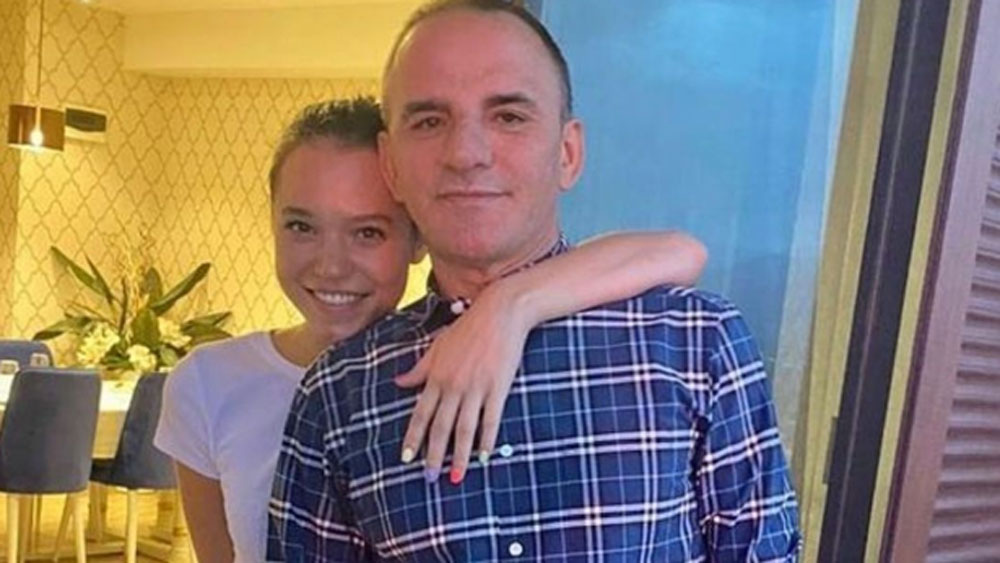 সেই সন্তানের নাম ভিকা। ভিকাই তাঁদের প্রথম সন্তান। ভিকার পর তাঁদের সমস্ত সন্তানই অন্য মহিলার গর্ভে বড় হয়েছে।