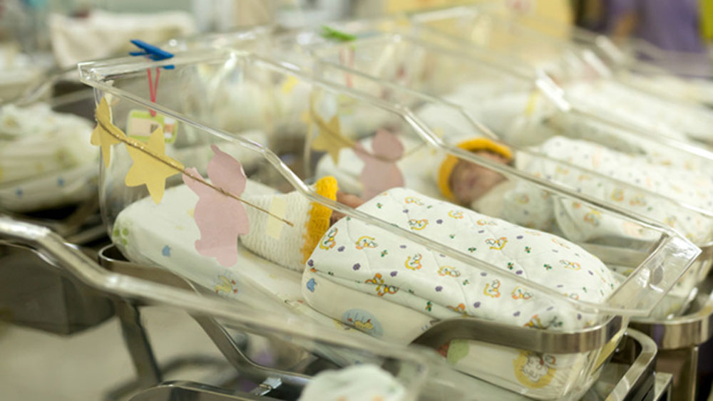 এদের মধ্যে শুধুমাত্র একটি সন্তান ক্রিস্টিনার গর্ভে বেড়ে উঠেছে। ৬ বছর আগে এক কন্যা সন্তানের জন্ম দেন তিনি। এখনও পর্যন্ত একমাত্র তাঁকেই নিজের গর্ভে ধারণ করেছেন ক্রিস্টিনা।