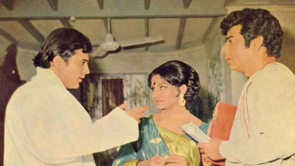 ৩ বছর অসুস্থ থাকার পরে ২০১০ সালে সুজিত কুমার প্রয়াত হন ক্যানসারে। তাঁর স্মরণসভায় উপস্থিত ছিল কপূর এবং রোশন পরিবার। ঘনিষ্ঠ বন্ধুকে শ্রদ্ধা জানাতে গিয়েছিলেন রাজেশ খন্নাও।