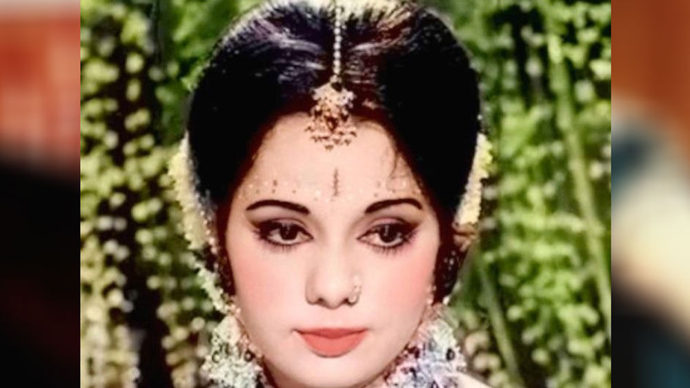 কিন্তু পরে যশের পরিবার মমতাজের সামনে শর্ত রাখে, বিয়ের পর তাঁকে অভিনয় ছেড়ে দিতে হবে। এতেই পিছিয়ে আসেন মমতাজ।