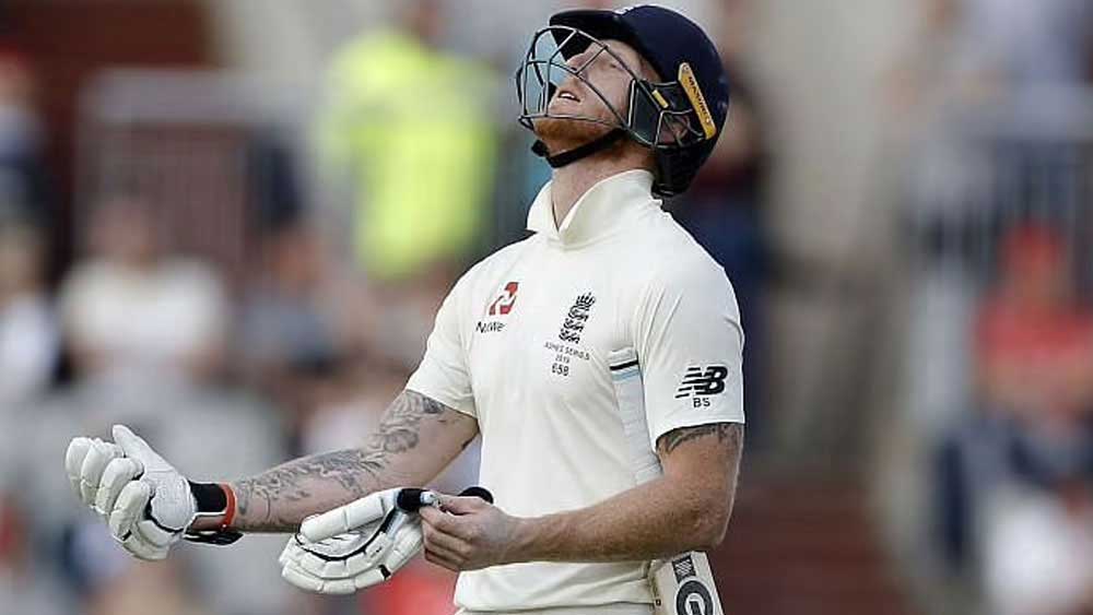 রুটের পাশাপাশি চিপকের পিচে অলরাউন্ডার বেন স্টোকসের ব্যর্থতাও ভারতের পক্ষে গিয়েছে। দু’ইনিংস মিলিয়ে ব্যাট হাতে করেছেন ৪২ ও ৮। বল হাতে পাননি কোনও উইকেট।