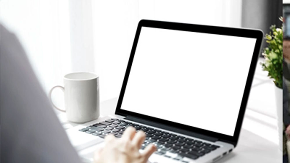 গত কয়েক বছরে জেভের একমাত্র কাজ তাঁর সমস্ত ভাই-বোনেদের খুঁজে বার করা।