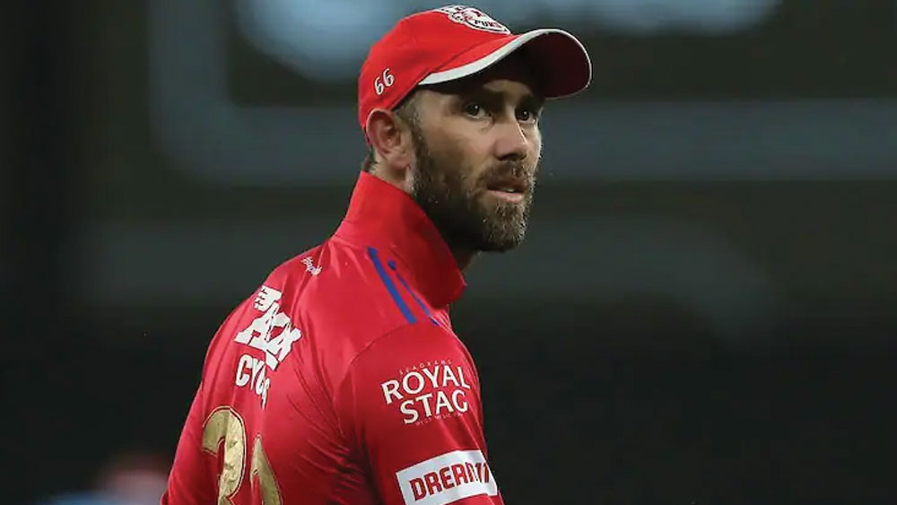 গ্লেন ম্যাক্সওয়েল: চেন্নাই হোক বা ব্যাঙ্গালোর, তাঁর মতো অলরাউন্ডারকে দলে পেতে চাইবে সব দলই। ২ কোটি টাকা থেকে শুরু তাঁর দাম। কোন উচ্চতায় তাঁর দাম উঠতে পারে, তা আন্দাজ করাই কঠিন।