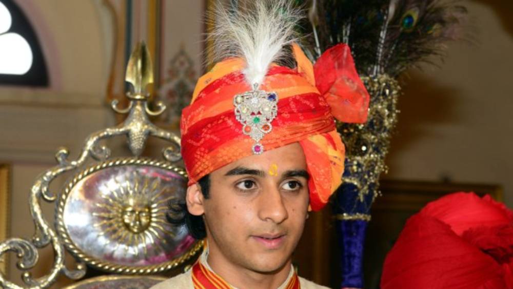 গোলাপি শহর জয়পুরে থাকলে পদ্মনাভ সিংহ থাকেন মূল প্রাসাদে। এ ছাড়াও সুজান রাজমহল প্যালেস এবং রাম নিবাসে তাঁর জন্য সাজানো আছে বিলাসবহুল ব্যক্তিগত মহল।