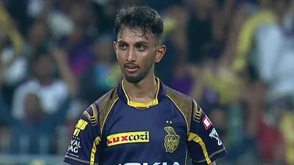 প্রসিদ্ধ কৃষ্ণ: ২০১৮ সাল থেকে আইপিএল শুরু করা প্রসিদ্ধ ২৪ ম্যাচে ৫১৫ বল করেছেন। উইকেট নিয়েছেন ১৮টি। এই বোলারের স্ট্রাইক রেট ২৮।