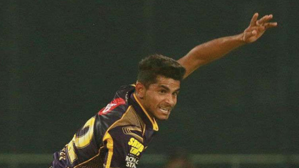 শিবম মাভি: ২০১৮ সালের নিলামে ৩ কোটি টাকায় এই পেসারকে কিনে নেয় কেকেআর। এখনও পর্যন্ত ১৭টি আইপিএল ম্যাচ খেলেছেন তিনি। রান করেছেন ২৩। উইকেট নিয়েছেন ১৪টি। তাঁর বোলিং স্ট্রাইক রেট ২৩।