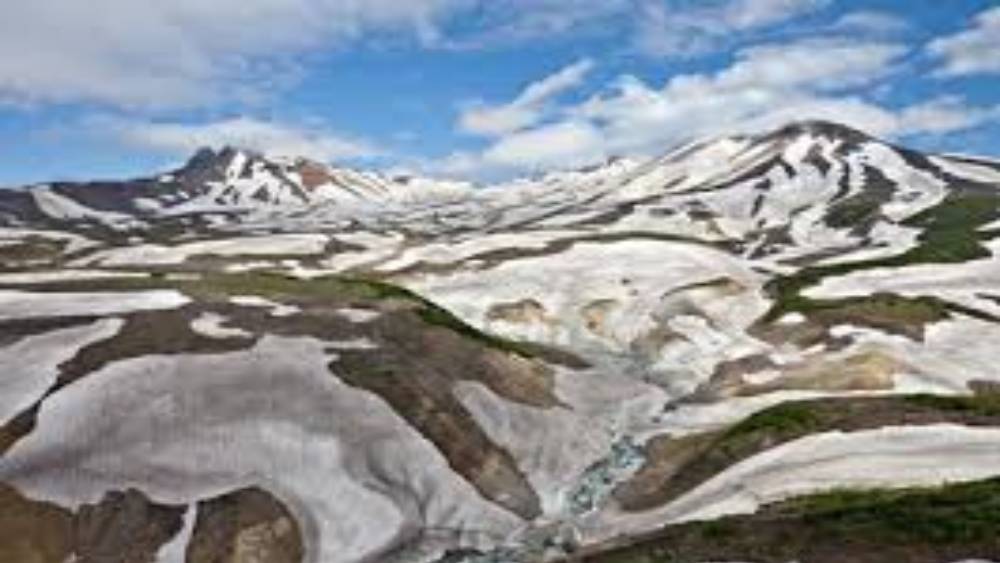 এই উপত্যকায় পা রাখলেই নাকি মাথা ঝিমঝিম করে। ঘুম পায়। এমনকি, মাথাব্যথাও করে। এমন অভিজ্ঞতা হয়েছে বহু বিজ্ঞানী এবং গবেষকেরই। কিন্তু এখনও অবধি কোনও মানুষের মৃত্যু সেখানে হয়নি।