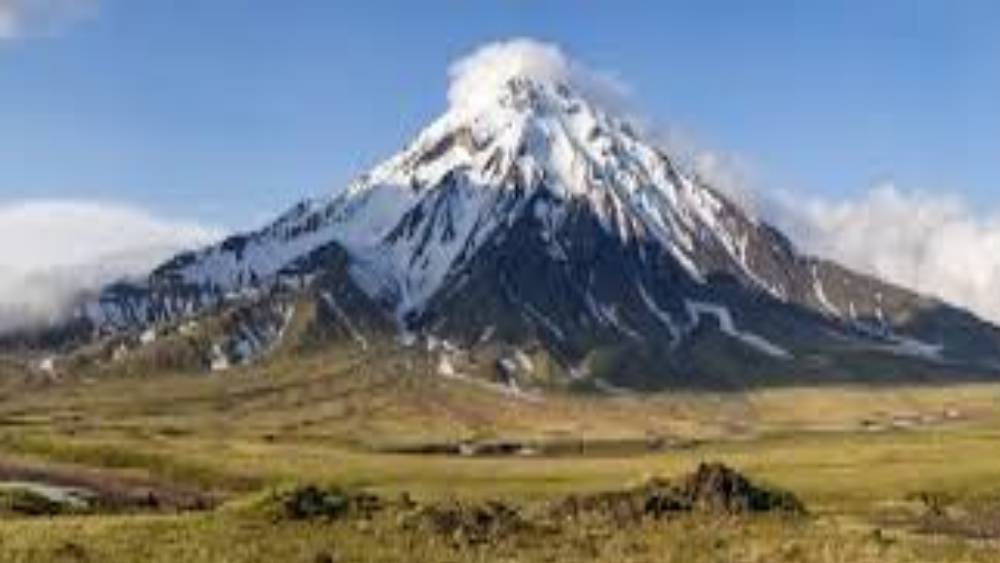 রাশিয়ার মৃত্যু উপত্যকা আবিষ্কার হওয়ার পরে বৈজ্ঞানিক ব্যাখ্যার সঙ্গে পাল্লা দিয়ে বেড়েছে জল্পনা কল্পনা। লিয়োনোভ যখন এই উপত্যকা আবিষ্কার করেছিলেন, তখন তিনি বলেছিলেন এখানে যারা আসে, তারা সকলেই আতঙ্কিত হয়ে থাকে।