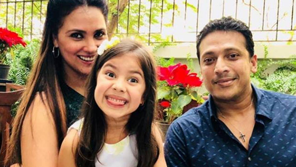 মেয়ে সাইরার জন্মের পরই লারা এবং মহেশ মুম্বইয়ের বাড়িটি কেনেন। ২০১২ সালে বাড়িটি কিনেছিলেন তাঁরা।