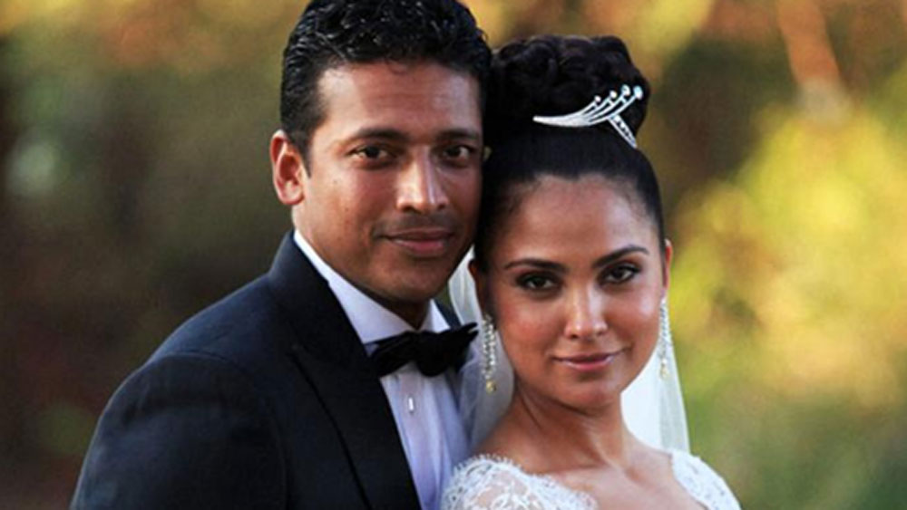 অভিনেত্রী লারা দত্ত এবং টেনিস তারকা মহেশ ভূপতি তাঁদের দাম্পত্যের ১০ বছর পূর্ণ করলেন। ২০১১ সালে তাঁরা বিয়ে করেছিলেন।