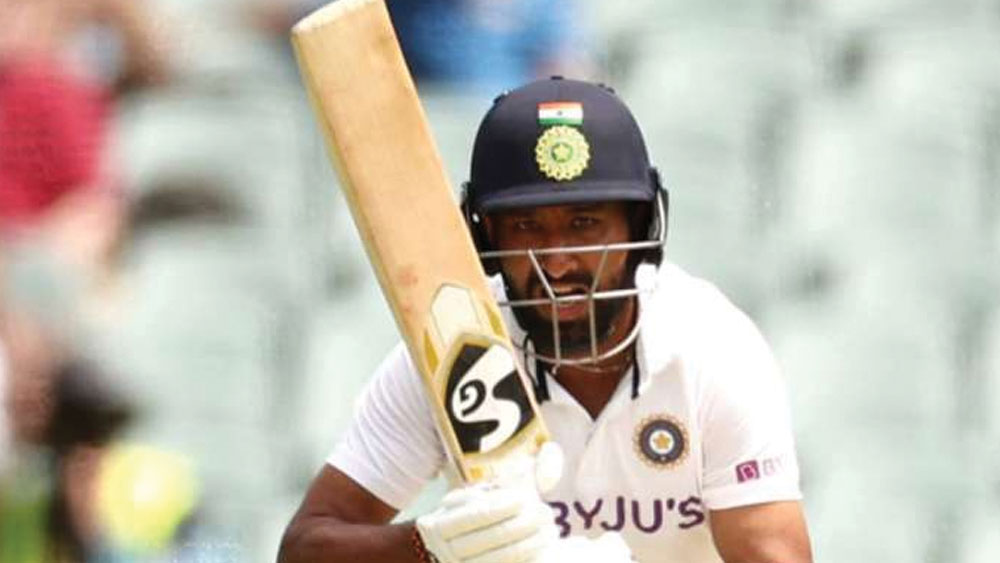 চেতেশ্বর পূজারা: টেস্ট ক্রিকেটে তিনি অপরিহার্য। গোলাপি বল হাতে আক্রমণে আসা ইংল্যান্ড পেসারদের সামলাতে তাঁর দিকেই তাকিয়ে থাকবে দল।