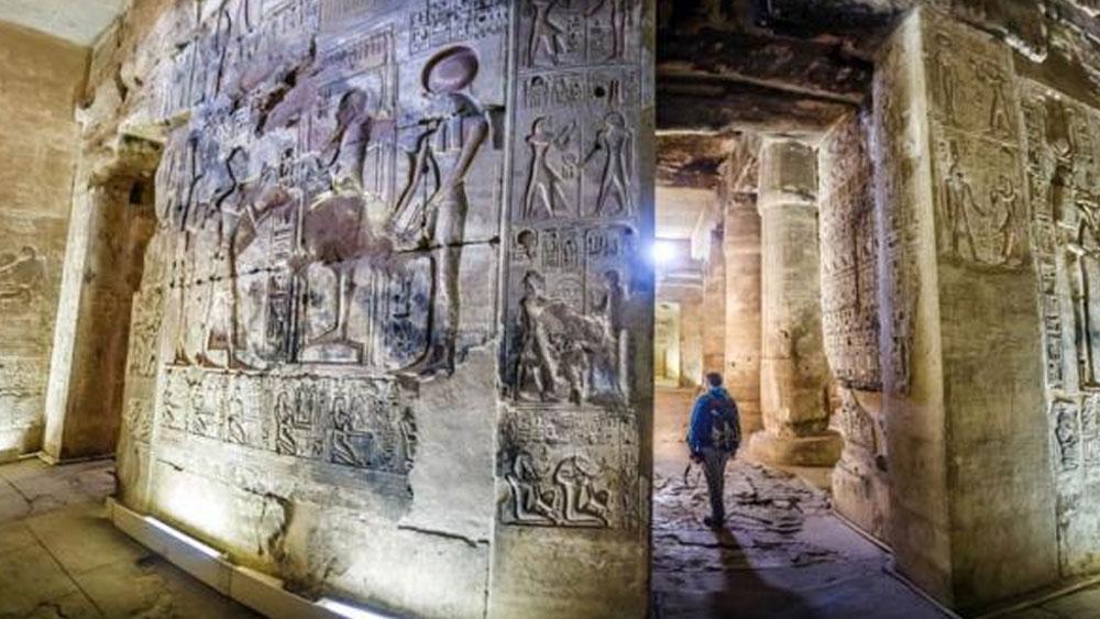 জানা গিয়েছে, অন্তত ৫ হাজার বছরের পুরনো এই কারখানা। সে সময় রাজা নারমারের রাজত্ব ছিল এই এলাকায়। তাঁর রাজত্বকালেই কারখানাটি গড়ে উঠেছিল।