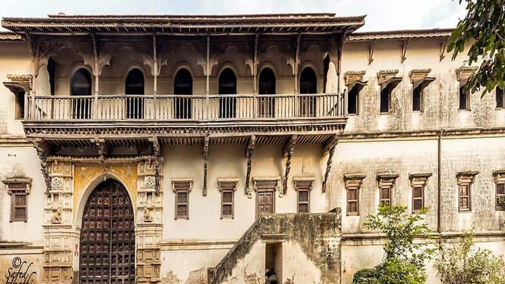 প্রাসাদের রানিদের মহলকে বলা হত ‘রানিভা’। নতুন করে সাজানো হচ্ছে সেই অংশও। সেখানে দেখানো হবে গত কয়েক শতকে কেমন ছিল রাজপরিবারের মহিলাদের জীবনযাত্রা। 