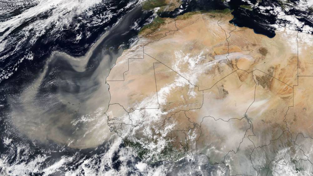 সহারার সর্বগ্রাসী ধুলোঝড়ের এই ছবি পাঠিয়েছে নাসার মহাকাশযান। ছবি- নাসার সৌজন্যে।