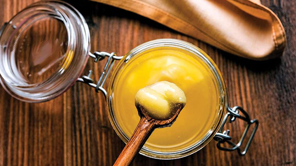 ঘি কি শরীরের ক্ষতি করে? জেনে নিন তার গুণাগুণ  