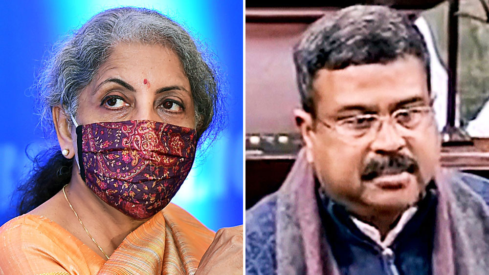 center again pushed ball on state's court on implementing gst on oil price