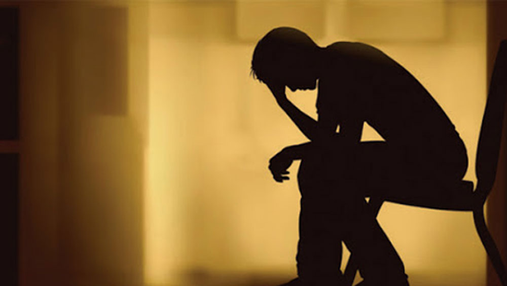 প্রথমে নিজের পরিচয় ফিরে পাওয়ার লড়াই। পাবলিক পলিশি-তে স্নাতকোত্তর ডিগ্রি অর্জন করে তিনি।