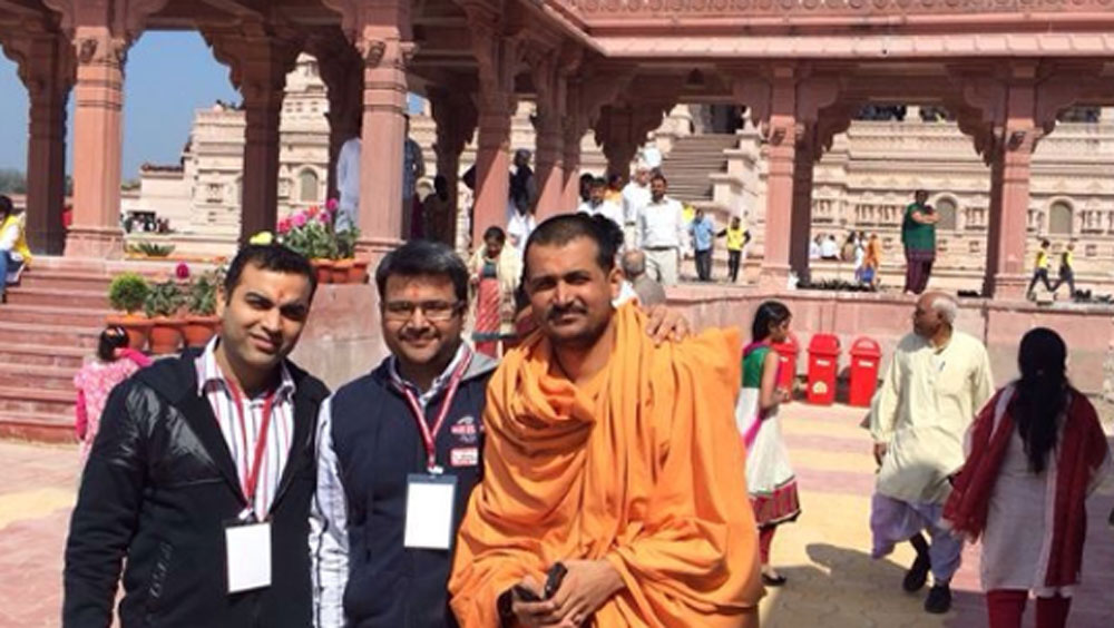 ১২ বছর পর ফের ফেলে আসা জীবনের হাত ধরলেন। কিন্তু তত দিনে অনেক কিছুই বদলে গিয়েছিল। এই সমাজও তাঁকে ভুলতে বসেছিল। এ জীবন তখন তাঁর কাছে আরও কঠিন। নতুন করে বেঁচে থাকার লড়াই শুরু করলেন তিনি।