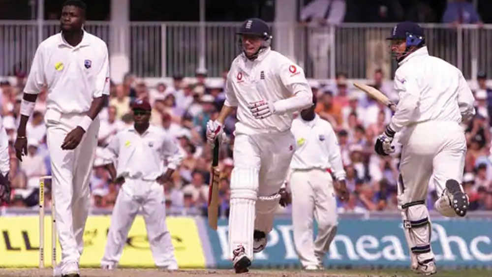 ৫৪ বছর পর ২০০০ সালে ফের ২ দিনে শেষ হয়ে যায় টেস্ট। ওয়েস্ট ইন্ডিজকে ইংল্যান্ডের কাছে হারতে হয় সেই ম্যাচ। ইংল্যান্ড নিজেদের মাটিতে দুরমুশ করেছিল ক্যারিবিয়ানদের।