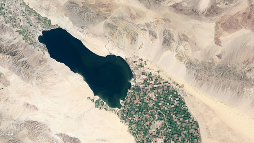 ক্রমে নদীকে কেন্দ্র করে তৈরি হওয়া বসতিও অন্যত্র সরে যেতে শুরু করে। হাওয়ায় নদীর সেই বিষাক্ত গ্যাস লস অ্যাঞ্জেলস পর্যন্ত ছড়িয়ে পড়ে বায়ু দূষণেরও অন্যতম কারণ হয়ে উঠেছে।