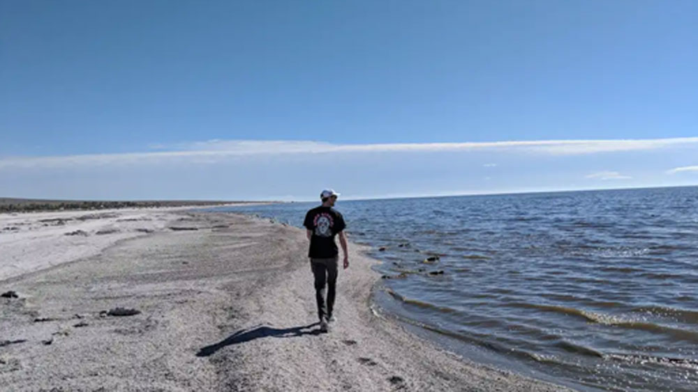 এই অঞ্চলে বসতি স্থাপন করা লোকজনেরা সেই জল কাজে লাগিয়ে চাষাবাদ শুরু করে দেন। কিন্তু ২ বছরের মধ্যেই নদী আর হ্রদের সংযোগকারী খালে পলি জমে তার নাব্যতা কমে আসে।