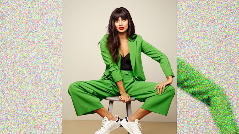 ২১ বছর বয়সে তাঁর শরীরে পারদ ঢুকে তিনি অসুস্থ হয়ে পড়েন। অপুষ্টির জন্য দাঁত প্রায় নষ্ট হতে বসেছিল তাঁর। দাঁতের গর্ত অ্যামালগাম নামে এক সঙ্কর ধাতু দিয়ে ভরেছিলেন। অ্যামালগামের একটি উপাদান হল পারদ। সেখান থেকেই পারদ বেরিয়ে তাঁর শরীরে মিশে গিয়েছিল। পারদ তাঁর খাদ্যনালী ফুটো করে দিয়েছিল।