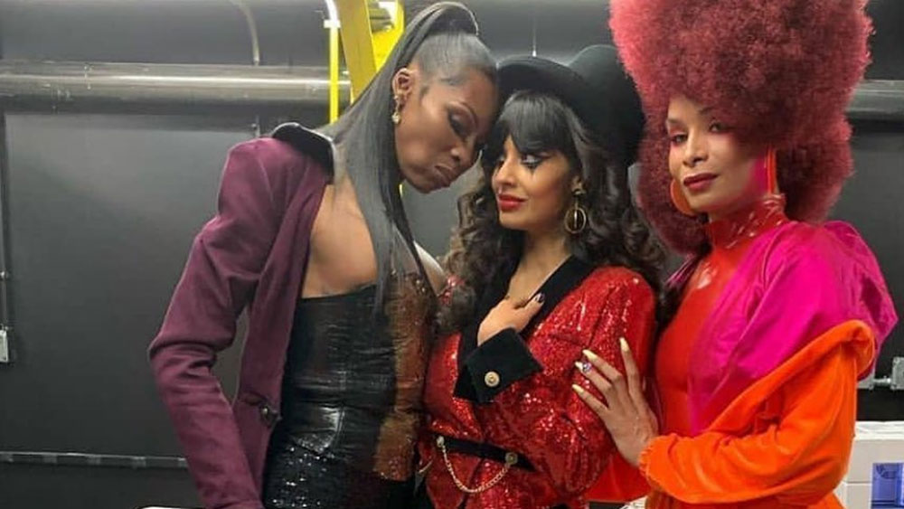 আবার ১২ বছর বয়সে ক্ষুদ্রান্তের এক সমস্যায় জর্জরিত হন তিনি। সেই রোগের জন্য প্রায় কোনও খাবারই খেতে পারতেন না জামিলা। কিছু খেলেই তাঁর পেটের সমস্যা হত। খাদ্য থেকে পুষ্টিগুণ দেহে শোষিত হত না এবং সর্বোপরি খিদে চলে যাওয়ার মতো সমস্যায় ভুগতে শুরু করেন তিনি।