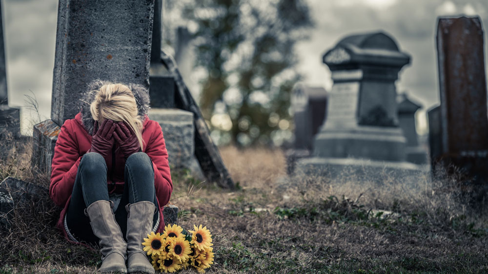 ২০১৭ সালে ফ্লোরেন্সের জীবনে এক দুর্ঘটনা ঘটে যায়। তাঁর স্বামী ক্যানসারে মারা যান। তাঁদের ৫৭ বছরের দাম্পত্যে ৫ সন্তান। ঠিক এর দু’বছর পর পলের স্ত্রীও মারা যান। পলের দুই সন্তান রয়েছে।