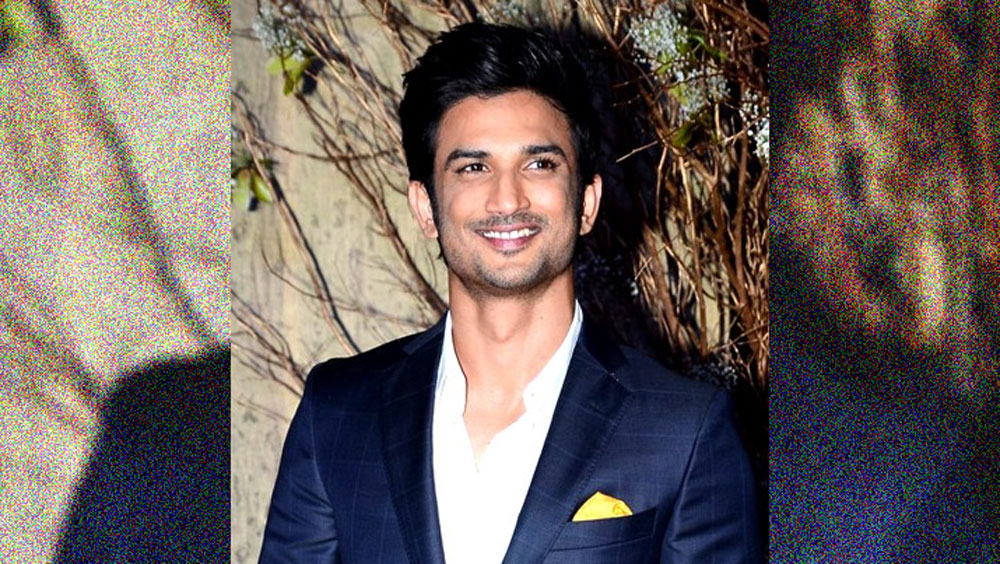 সুশান্তের মৃত্যুর প্রায় এক মাস পরে তাঁর বাবা কেকে সিংহ বিহার পুলিশে অভিযোগে জানান সুশান্তের প্রেমিকা রিয়া চক্রবর্তীর বিরুদ্ধে। অভিযোগ ছিল, সুশান্তকে আর্থিক এবং মানসিক ভাবে ভেঙে ফেলেছিলেন রিয়া। সে কারণেই মৃত্যুর পথ বেছে নেন সুশান্ত। 