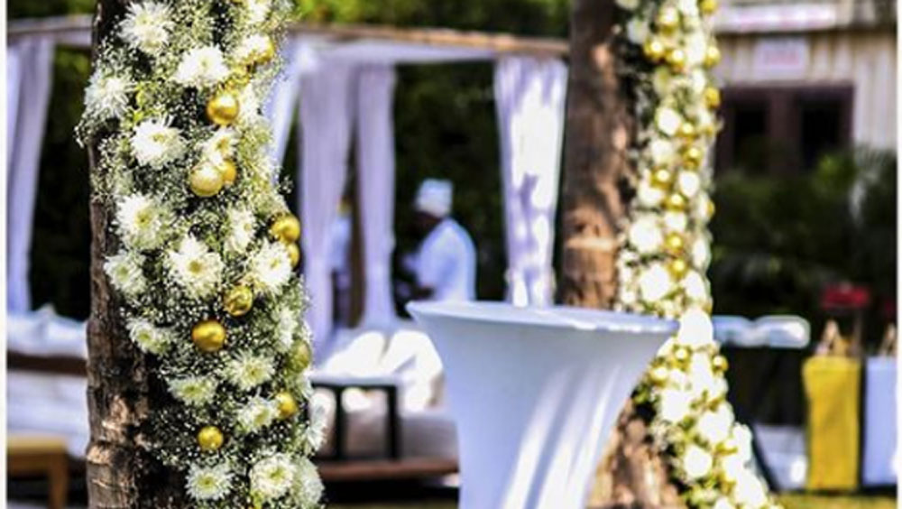 আলিবাগের ওই রিসর্টের চারপাশেও কড়া সুরক্ষার ব্যবস্থা করেছে ধওয়ন পরিবার।