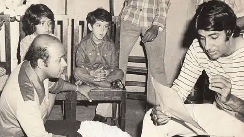 তিনি অফিস পৌঁছনোর আগেই অমিতাভের ফোন চলে গিয়েছিল তাঁর বসের কাছে। বস তাঁকে ডেকে বিষয়টি জানান এবং সাক্ষাৎকারের ভিডিয়ো থেকে ওই অংশটি বাদ দিয়ে তবে তা সম্প্রচার করা হয়।