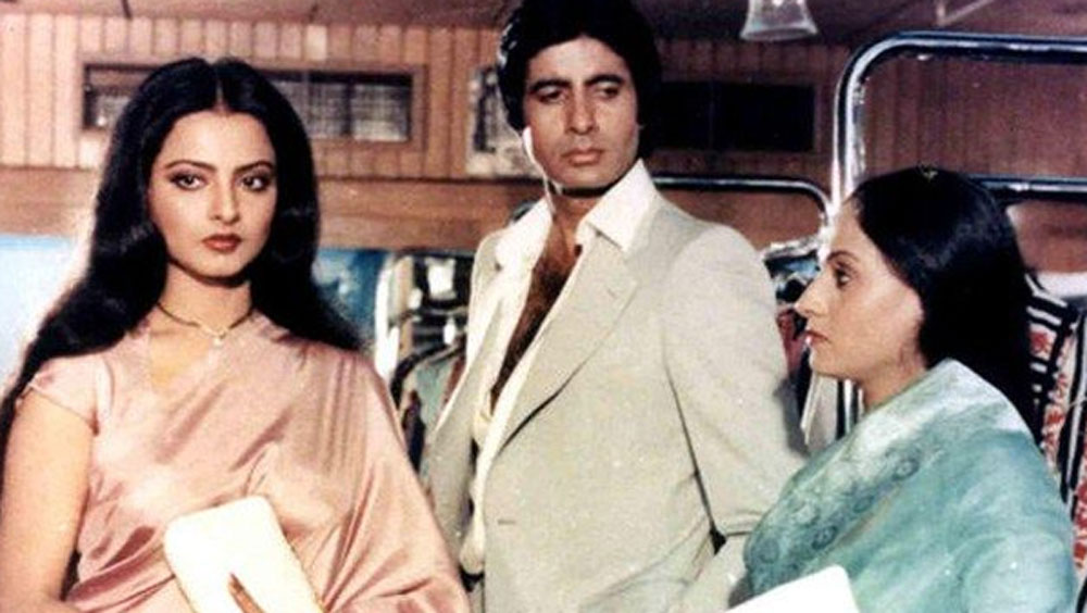 সাক্ষাৎকার হয়েছিল অমিতাভের বাড়িতেই। বাড়ির গেস্ট রুমে হয়েছিল সেই সাক্ষাৎকার।