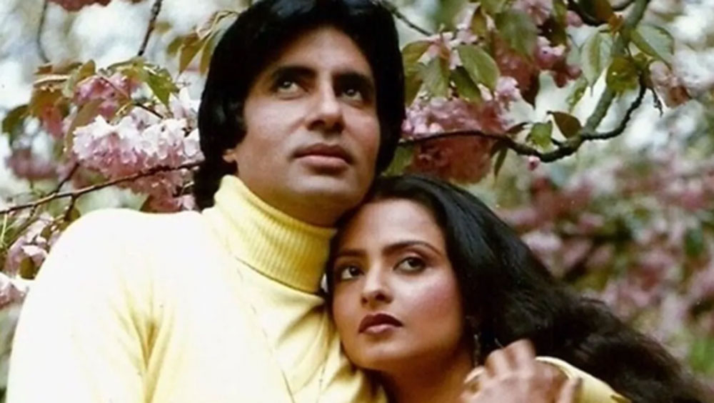 ব্যক্তিগত জীবন আড়ালে রাখতেই পছন্দ করেন অমিতাভ। তাই সচরাচর কোনও সাক্ষাৎকারেই তাঁকে এ নিয়ে প্রশ্ন করতে শোনা যায় না সাংবাদিকদেরও।