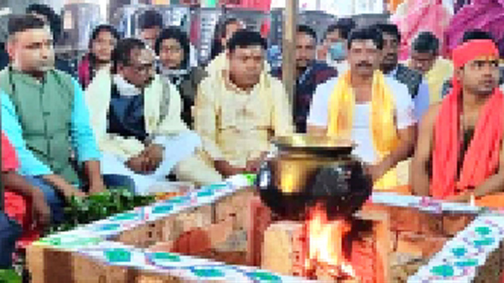 Preparation for Mamata Banerjee's meeting in Pursura