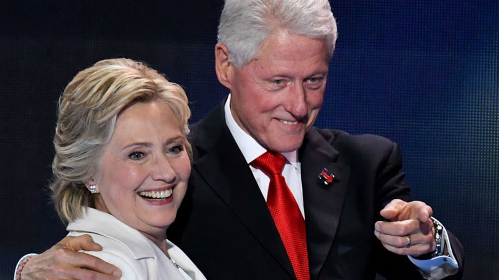 বিল ক্লিন্টন হলেন শেষ আমেরিকার প্রাক্তন প্রেসিডেন্ট যিনি আজীবন এই নিরাপত্তা পাবেন। কারণ ১৯৯৭ সাল থেকে এই নিরাপত্তা কমিয়ে ১০ বছর পর্যন্ত করা হয়। বিল ক্লিন্টন ১৯৯৩ সালে প্রথম প্রেসিডেন্ট নির্বাচিত হয়েছিলেন।