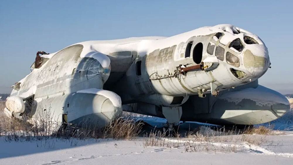 সেই থেকে এ ভাবেই একে জাদুঘরে রাখা রয়েছে। এখনও পর্যন্ত এটির মেরামতি করা সম্ভব হয়নি।