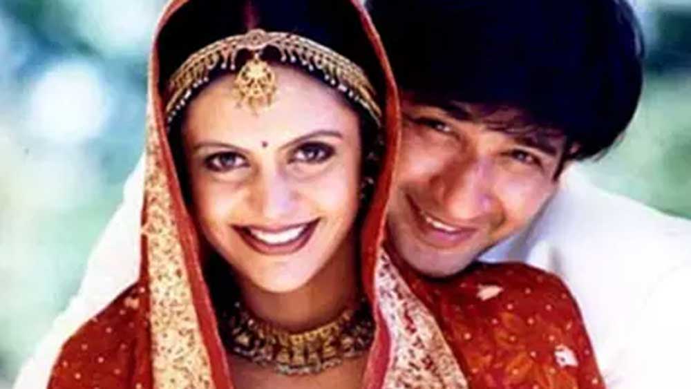 ১৯৯৯ সালে তাঁরা বিয়ে করেন। রাজের পরিবার মন্দিরাকে প্রথম দেখাতেই পছন্দ করে নেন। কিন্তু বিষয়টি এতটা সহজ ছিল না মন্দিরার পরিবারের ক্ষেত্রে।