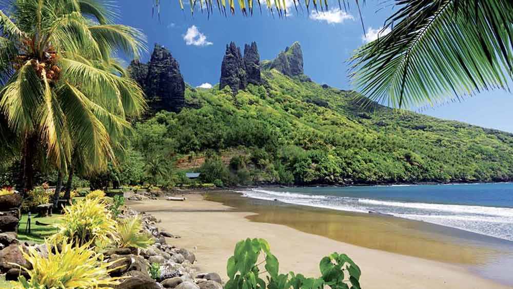 ভারতের কিছু উপজাতির মধ্যে এবং দক্ষিণ প্রশান্ত মহাসাগরের মারকুয়েস দ্বীপের বাসিন্দাদের মধ্যেও মহিলাদের বহুবিবাহের রীতি দেখা যায়।