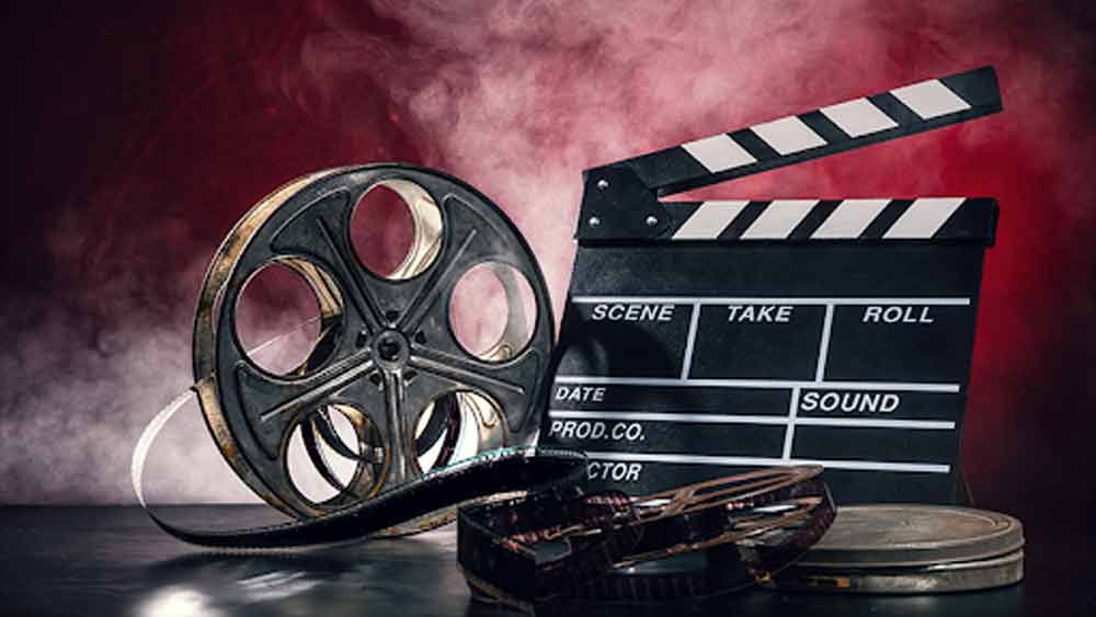 খর্ব হতে চলেছে শিল্পী স্বাধীনতা?