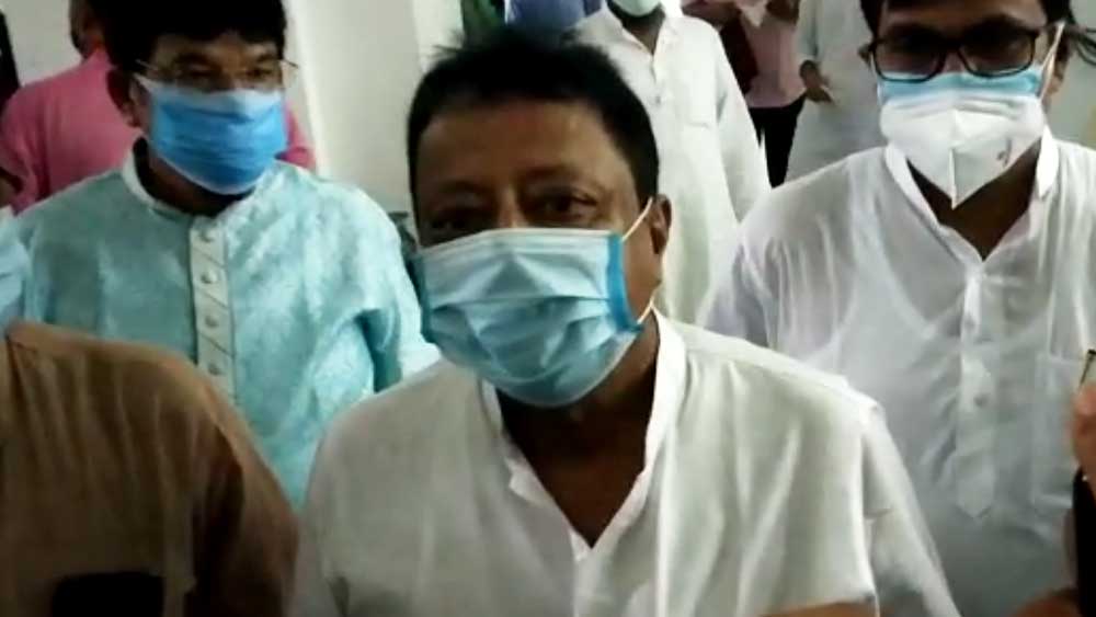 শুক্রবার বিধানসভায় মুকুল রায়।