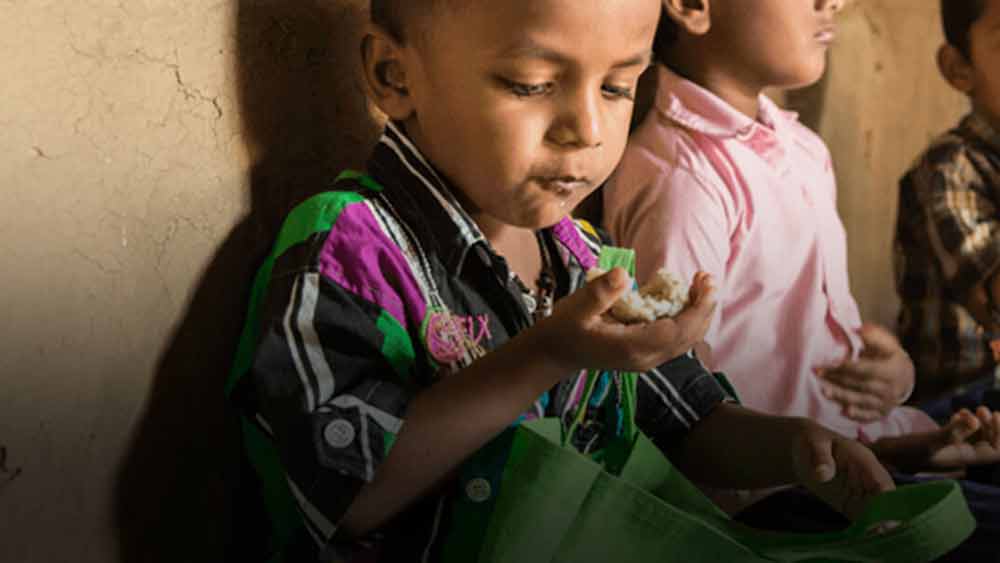 সম্প্রতি চোখের সামনে ঘটা কতগুলি ঘটনা ব্যথিত করে তুলেছিল তাঁর হৃদয়কে। দেহরাদূনেরই পর পর পাঁচ শিশুকে অনাথ হতে দেখেছেন জয়।