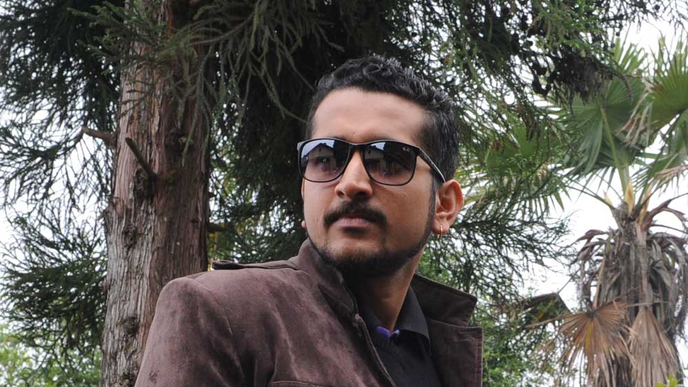 পাহাড়ে গিয়ে খুশি পরমব্রত। 