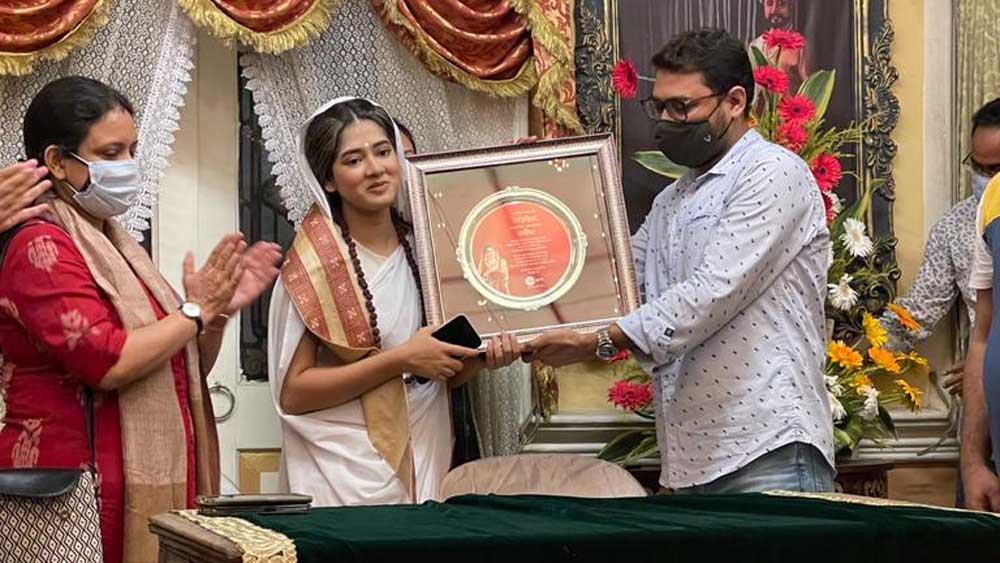 সংবর্ধনা দেওয়া হল দিতিপ্রিয়াকে