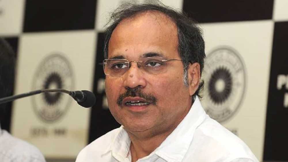 অধীরকে কি সরাচ্ছে কংগ্রেস?  তৃণমূল-সখ্য বাড়াতে লোকসভায় অন্য দলনেতা? জল্পনা তুঙ্গে