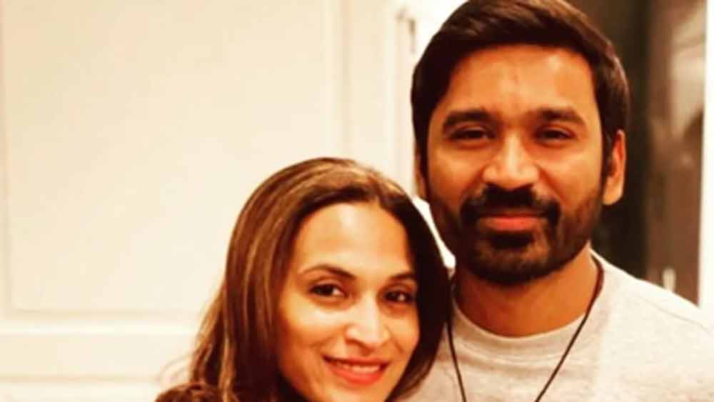 ধনুষ-ঐশ্বর্যার দুই সন্তান। যাত্রা এবং লিঙ্গ। দুই সন্তান এবং অনুরাগীদের জন্য ২০২২ সালে আরও চমক নিয়ে হাজির হতে চলেছেন ধনুষ। ‘দ্য গ্রে ম্যান’ আরও একটি ইংরাজি ছবি মুক্তি পেতে চলেছে তাঁর।