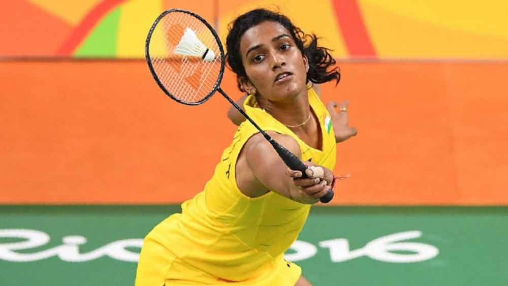 ফুরফুরে মন নিয়ে এ বার টোকিয়ো অলিম্পক্সে নামতে চলেছেন সিন্ধু। ফাইল চিত্র। 