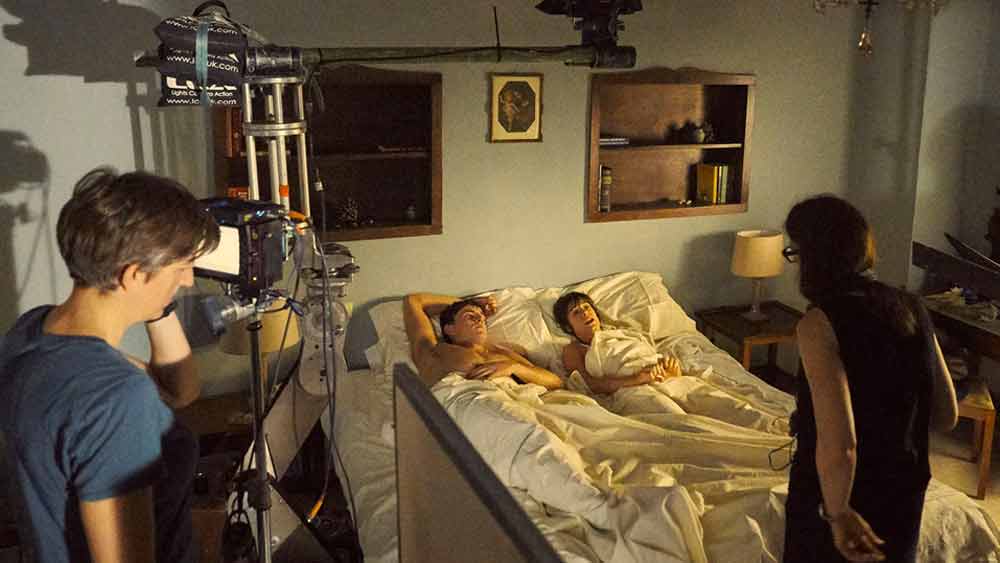 এই পদের সূত্রপাত লন্ডনে। ২০১৭ সালে লন্ডন ট্যালেন্ট এজেন্সি কেয়ারে ডড অ্যাসোসিয়েট প্রথম শ্যুটিং সেটে ঘনিষ্ঠ দৃশ্য পরিচালকের দাবি জানিয়ে আন্দোলন শুরু করে।