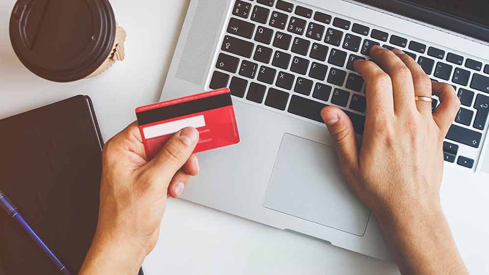 এই ওয়েবসাইটের সদস্য হতে গেলে চাঁদা দিতে হয়। তবে একবার সাবস্ক্রাইবার হলে মনোরঞ্জনের জোগানে কমতি নেই।